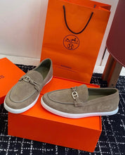 Load image into Gallery viewer, Suede Loafers
