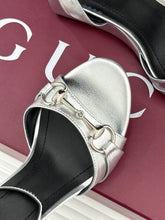 Load image into Gallery viewer, GG Sandals
