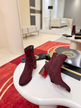 Load image into Gallery viewer, Leather Boots
