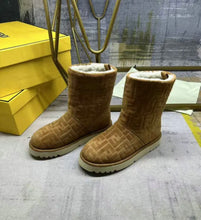 Load image into Gallery viewer, Logo Boots
