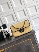 Load image into Gallery viewer, Raffia Classic Flap
