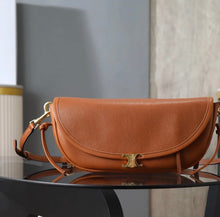 Load image into Gallery viewer, Little Halfmoon Bag
