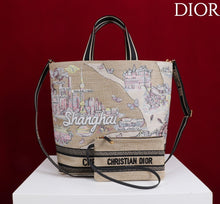 Load image into Gallery viewer, Large Book Tote
