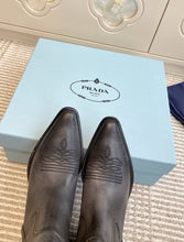 Load image into Gallery viewer, Leather Boots
