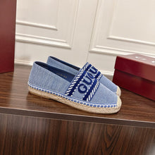 Load image into Gallery viewer, GG Espadrilles
