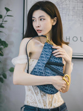 Load image into Gallery viewer, Saddle Bag
