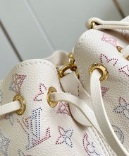 Load image into Gallery viewer, Bella Tote
