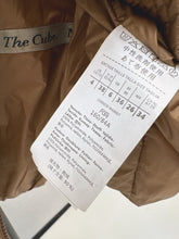 Load image into Gallery viewer, The Cube Gilet
