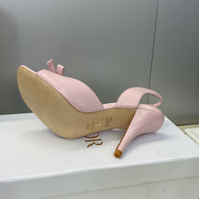 Load image into Gallery viewer, Bow Sandals
