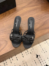 Load image into Gallery viewer, CC Sandals
