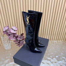 Load image into Gallery viewer, Leather Boots

