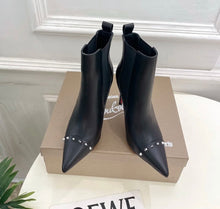 Load image into Gallery viewer, Banjo Boots
