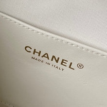 Load image into Gallery viewer, CC Hobo
