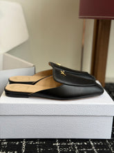 Load image into Gallery viewer, Leather Loafers
