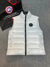 Load image into Gallery viewer, Crofton Gilet Black Label
