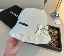 Load image into Gallery viewer, Wool Hat
