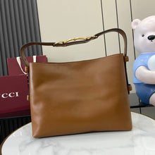 Load image into Gallery viewer, Beatrix Tote
