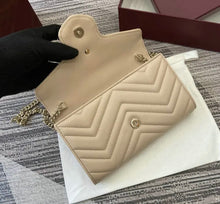 Load image into Gallery viewer, Marmont Wallet on Chain
