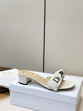 Load image into Gallery viewer, Cotton Sandals
