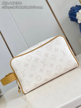 Load image into Gallery viewer, Toiletry Bag
