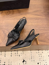 Load image into Gallery viewer, CC Sandals
