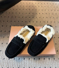 Load image into Gallery viewer, Shearling Loafers
