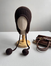 Load image into Gallery viewer, Cashmere Hat

