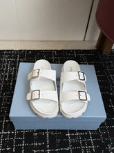 Load image into Gallery viewer, Leather Sandals
