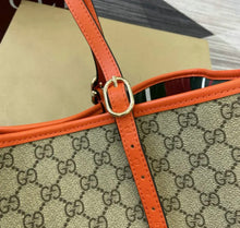 Load image into Gallery viewer, GG Shopping Bag
