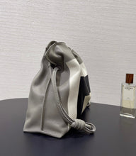 Load image into Gallery viewer, Flamenco Bag
