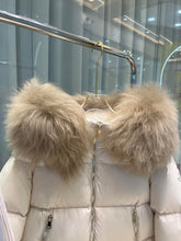 Load image into Gallery viewer, Laichefur Jacket
