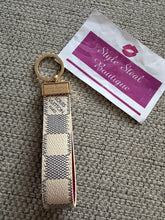 Load image into Gallery viewer, Ready to post
