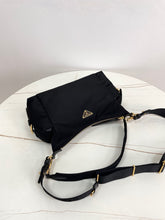 Load image into Gallery viewer, Aimee Medium Shoulder Bag
