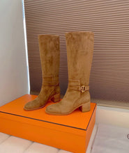 Load image into Gallery viewer, Suede Boots
