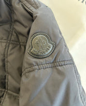 Load image into Gallery viewer, Cygnes Jacket
