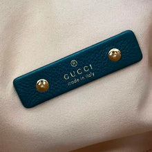 Load image into Gallery viewer, Maxi Softbit Bag
