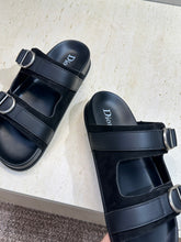 Load image into Gallery viewer, CD Sandals
