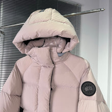 Load image into Gallery viewer, Junction Parka
