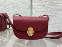Load image into Gallery viewer, Medilion Flap Bag
