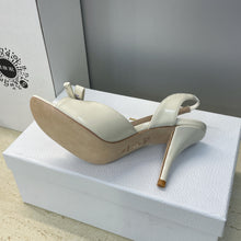 Load image into Gallery viewer, Bow Sandals
