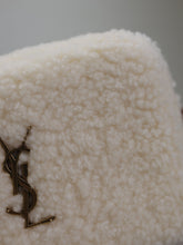 Load image into Gallery viewer, Shearling Lou Camera Bag
