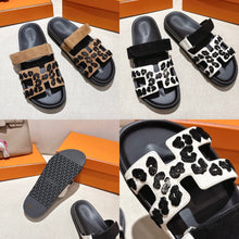 Load image into Gallery viewer, Chypre Sandals
