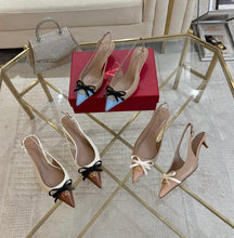 Load image into Gallery viewer, Bow Pumps
