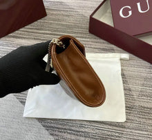 Load image into Gallery viewer, Marmont Wallet on Chain
