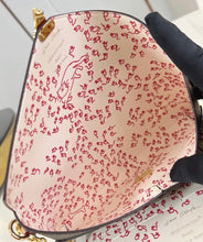 Load image into Gallery viewer, Kirigami Chain Bag
