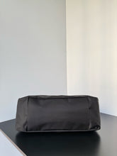 Load image into Gallery viewer, Moto City Bag
