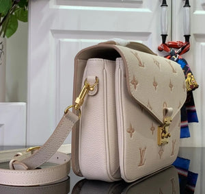 Pochette Metis