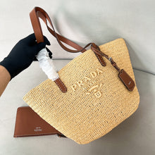 Load image into Gallery viewer, Raffia Basket Bag
