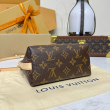 Load image into Gallery viewer, Multi Mini Bag
