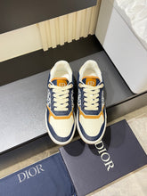 Load image into Gallery viewer, B27 Trainers
